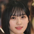乃木坂46川崎桜、素肌際立つノースリーブ衣装姿 新曲「Same numbers」オフショットに視線集中 画像