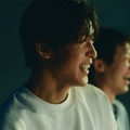 Snow Man目黒蓮＆中条あやみ、新CMで爽やか笑顔披露 ミセスが新曲書き下ろし 画像
