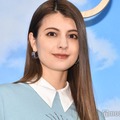 マギー、白のニットビキニで美くびれ披露「圧巻のスタイル」「引き締まってて美しい」と反響 画像