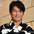高橋克典、愛猫抱きかかえた息子の姿公開 黒木瞳からサイベリアン譲り受ける「大切にします」 画像