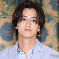 キンプリ高橋海人、爽やかスーツ姿で登場 ブランド愛語る「エトロの職員っていう感覚を持って」 画像