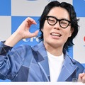 宅配水の制定記念イベントに出席した高⽐良くるま（C）モデルプレス
