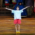 舞台「千と千尋の神隠し」上海公演開幕 千尋役・橋本環奈らの舞台＆カーテンコール写真到着 画像