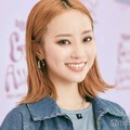 中町綾、美背中披露の私服ショット公開「さすがのスタイル」「肩甲骨が綺麗」と反響 画像