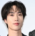 THE RAMPAGE藤原樹、ハイトーンの新へア披露「おかえり」「爆イケ」と反響続々 画像