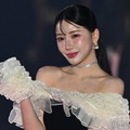 人気クリエイター、さらなる明るめヘアにチェンジ「真っ暗だった髪をブリーチ無しで」 画像
