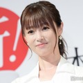 深田恭子、ハワイでの水着姿披露 色白美脚際立つサーフィン写真に「人魚みたい」「綺麗すぎる」と反響 画像