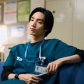 清水尋也、小芝風花と「お互いアイデアを出しながら」和気あいあいの撮影裏話 内科医・鹿山の演技を「難しい」と感じた理由【「19番目のカルテ」インタビュー前編】 画像