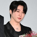ミセス大森元貴「あんぱん」小道具棚に自身のグッズ「愛されてる」「素敵な現場」と反響 画像