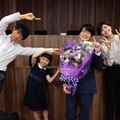 斎藤工、永尾柚乃のサプライズに驚き Snow Man深澤辰哉らクランクアップコメント到着【誘拐の日】 画像