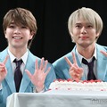 M!LK塩崎太智＆加藤大悟、バースデーサプライズに笑顔 25歳の抱負は？【タクミくんシリーズ】 画像