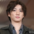 斉藤由貴のマネージャーからギターを褒められた京本大我（C）モデルプレス
