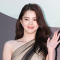 ハン・ソヒ、圧巻美脚際立つカナダでの街中ショット公開「脚長い」「何頭身？」 画像