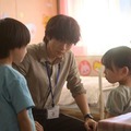 【松下洸平「放課後カルテ」続編インタビュー】連ドラオールアップの秘話 子どもたちとの共演で「仕事への向き合い方を考え直した」 画像
