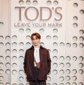 渡辺翔太（C） TOD’S