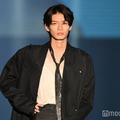 原因は自分にある。杢代和人、Vネック×レザーネクタイで素肌見せ【TGC北九州2025】 画像