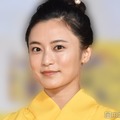 小島瑠璃子、芸能活動再開を報告「家族とも支え合い、精一杯頑張っていきたい」 画像