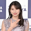 モー娘。牧野真莉愛、“新庄T”×ミニスカでCS福岡遠征報告「日ハム愛すごい」「絶対目立つ」と反響 画像