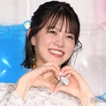 志田彩良、オフショルワンピ姿で美背中披露「どこから見ても可愛い」「透明感がすごい」の声 画像