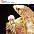 浜崎あゆみ、オーラ全開!煌びやかなゴールド衣装SHOTに「カッコ良さと美しさが最高」「圧巻です」の声