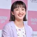 緑黄色社会・長屋晴子、爽やかノースリーブ姿公開「可愛すぎる」「スタイル抜群」の声 画像