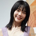 アイナ・ジ・エンド、華やかミニ丈衣装で美脚披露「女神のよう」「美しくて惚れた」とファン絶賛 画像