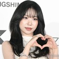 「イカゲーム」チョ・ユリ、美背中全開の黒ドレス姿披露「プリンセスのよう」「完璧な美しさ」と絶賛の声 画像