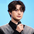 瀬戸康史、“浮気男”演じる心境語り比嘉愛未ツッコミ「謝罪会見じゃない」【にこたま】 画像