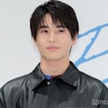 中沢元紀、書道で達筆披露 “今年の漢字”に「力強くてかっこいい」「知的さ感じる」の声 画像