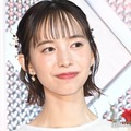 井桁弘恵、美スタイル輝くウエディングドレス姿 自宅で練習重ねたシーンとは「解放された」【ぜんぶ、あなたのためだから】 画像