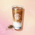【スタバ新作】華やかに香る「アールグレイ ＆ クリーミー ティー ラテ」後味すっきり＆混ぜて味わい変化 画像