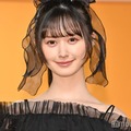 元NMB48山本望叶、ミニ丈ニット×スウェットパンツで美ウエスト際立つ「ドキッとした」「すでに写真集」と反響 画像