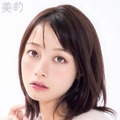 橋本環奈、ピュアなツヤ肌＆美肩披露「ヤンドク！」主人公との共通点も明かす「私？と思う場面も多くて」 画像