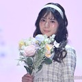 日向坂46小坂菜緒、花束×ガーリーコーデで甘さ全開「リアルお姫様」「ビジュ強い」と視線集中【TGC2026 S/S】 画像