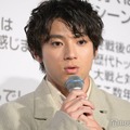 山田裕貴「日アカ」でラジオ番組オリジナルステッカーを配布する様子が話題「常に全力で好感度爆増」「有言実行の男」 画像