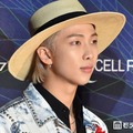 BTS・RM、公演リハ中に足首負傷 カムバステージはパフォーマンス一部制限へ 画像