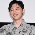 朝ドラ「ばけばけ」丈（杉田雷麟）の持ち道具に兄・友一（吉沢亮）の形見「ずっと一緒なんだ」「泣ける」の声 衣装姿のオフショットも話題 画像