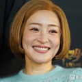 大沢あかね、大胆背中開きワンピショット公開「大人の色気が溢れてる」「セクシー」と反響 画像