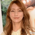 後藤真希、美脚透けるミニスカ＆黒タイツ姿「大人の色気」「脚綺麗すぎ」など反響 画像