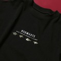 Tシャツ〈10:ブラック/The Great Hall〉