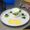 <OK(ウーズマ・カッパ)>落ちこぼれケーキ 税込1,390円「モンスターズ・インク」OH MY CAFE(C)Disney/Pixar