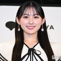 乃木坂46川崎桜、山下美月の写真集参考 撮影前に連絡も「安心して撮影に向かうことができた」【エチュード】 画像