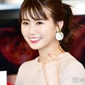 “準ミス青山”井口綾子、ダークトーンのヘアカラーでイメチェン「お姉さん感増した」「美白が際立つ」 画像