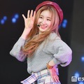 IZ*ONE出身イ・チェヨン、斬新な水色ヘアショット公開「似合っちゃうのさすが」「オーラ凄い」の声 画像