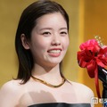 小芝風花「べらぼう」花魁役で感じた“試練”「感情移入しすぎて」美肩のぞくドレスで圧巻オーラ【第34回 橋田賞】 画像