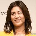 氷川きよし、母親との幼少期ショット公開「お母さんにそっくり」「面影あって可愛い」の声【母の日】 画像
