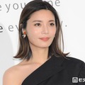 「テラハ」島袋聖南「ママになって4年」息子との2ショット＆家族3ショット公開「美形ファミリーすぎる」「ファッションもおしゃれ」と反響【母の日】 画像