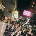 MAZZEL、初の写真集決定 パタヤの夜道で撮影した表紙公開 画像