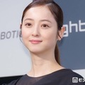 2児の母・佐々木希「子供達も大好物」秋田の山菜“ミズ”料理を公開「初めて見ました」「美味しそう」の声 画像