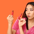 あちゃー！シワ、たるみが悪目立ちしてますよ！40代がトレンドコスメを使うときの落とし穴 画像